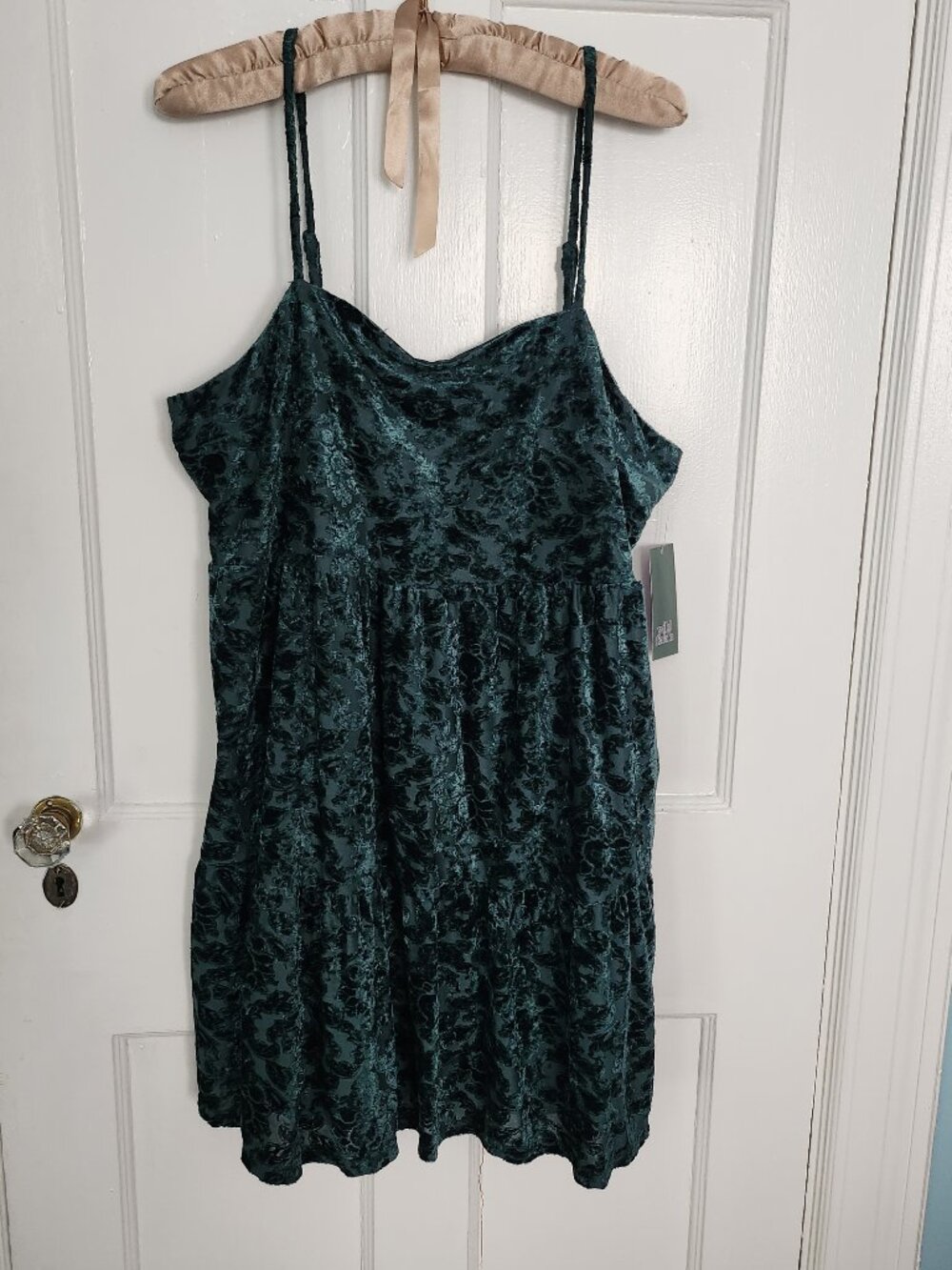 Green Velvet Floral Burnout Short Dress